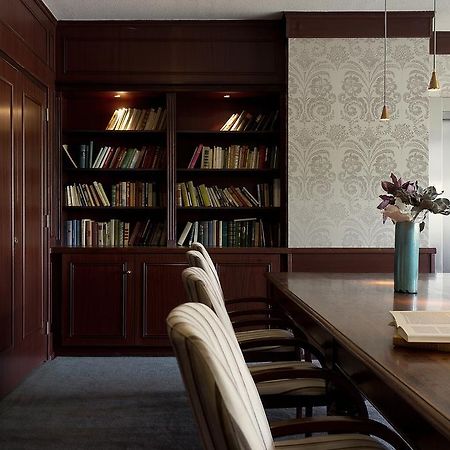 Hampshire Hotel - Newport Huizen Bagian luar foto