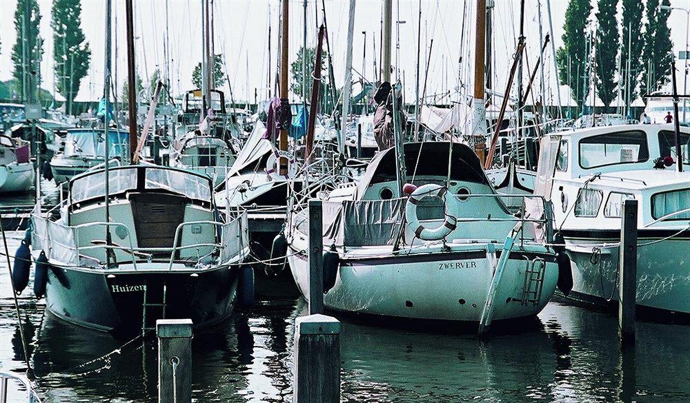 Hampshire Hotel - Newport Huizen Bagian luar foto
