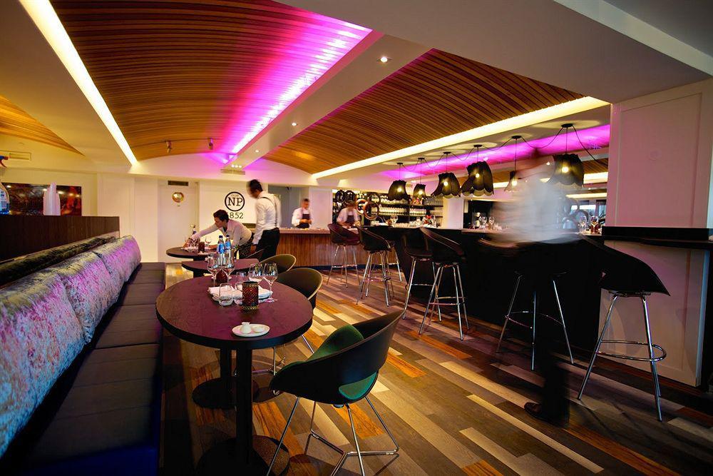 Hampshire Hotel - Newport Huizen Bagian luar foto