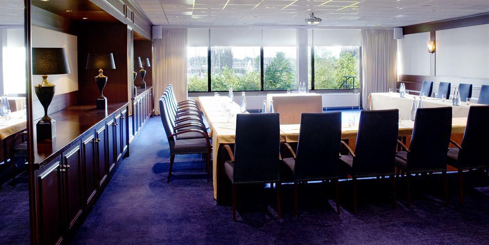 Hampshire Hotel - Newport Huizen Bagian luar foto